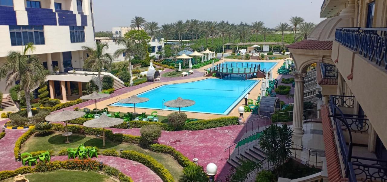 Green Desert Sadat City Exterior photo
