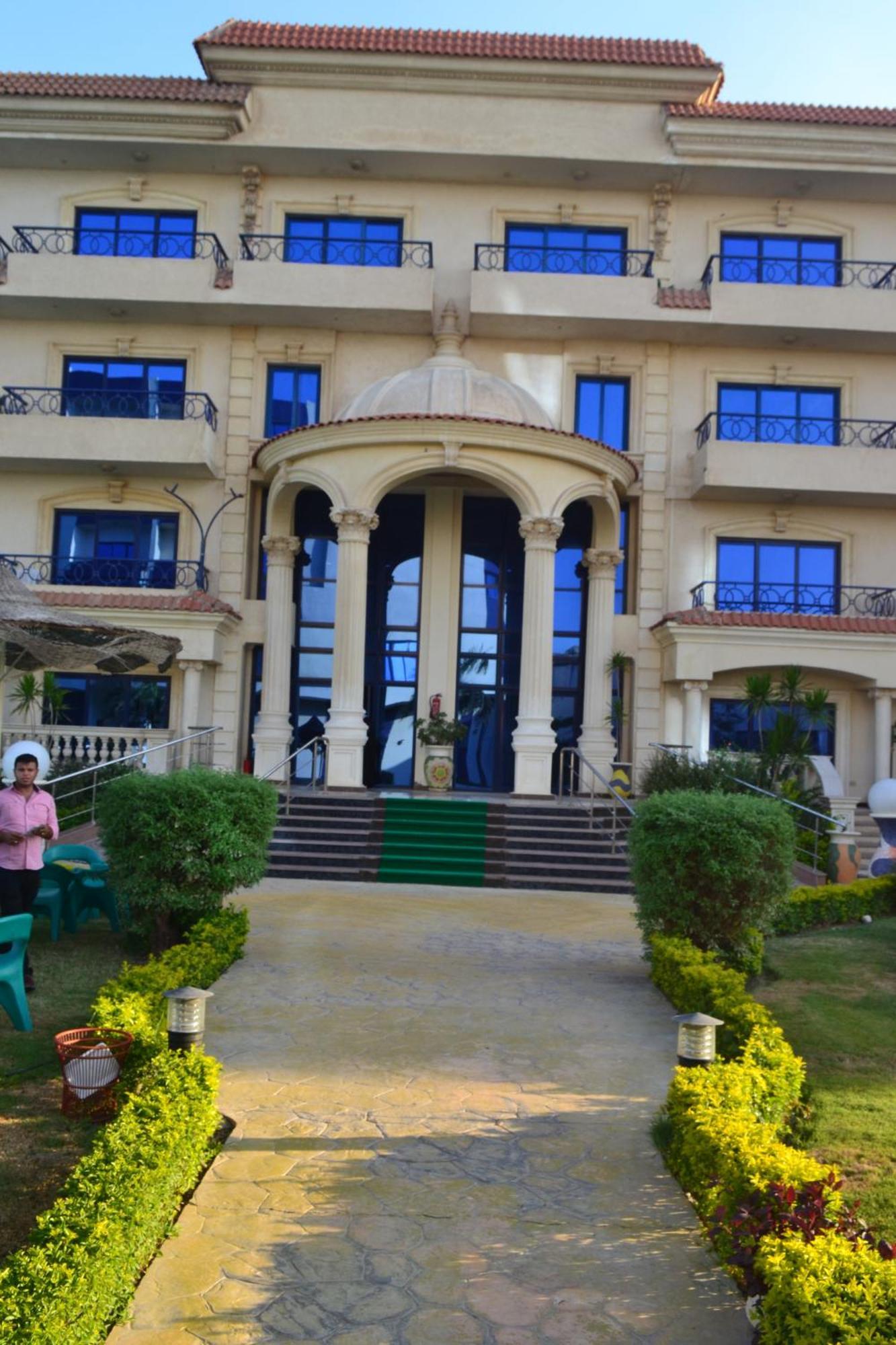 Green Desert Sadat City Exterior photo